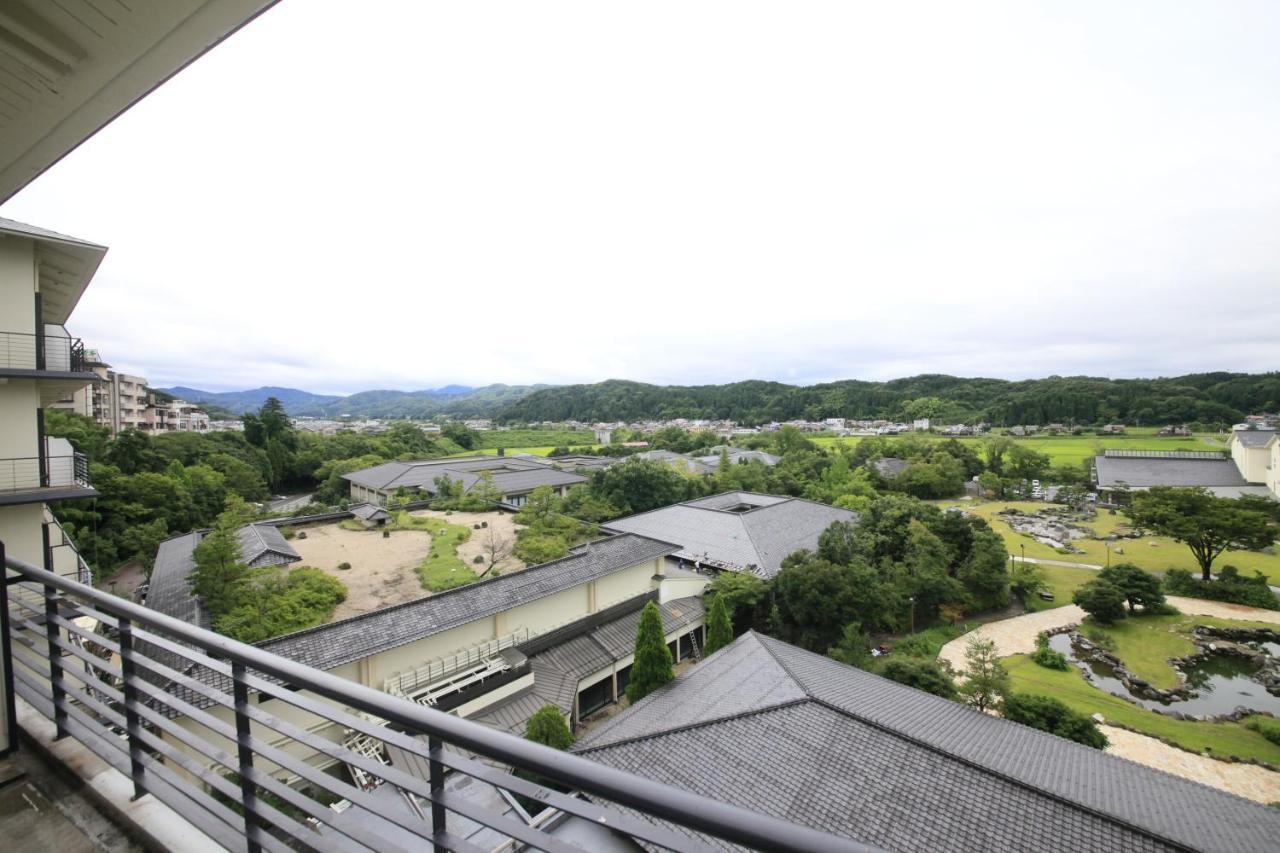 Hotel Yamashiro Onsen Miyabi No Yado Kaga Hyakumangoku Exteriér fotografie