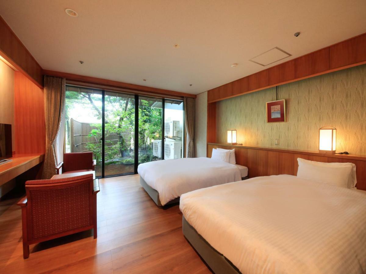 Hotel Yamashiro Onsen Miyabi No Yado Kaga Hyakumangoku Exteriér fotografie