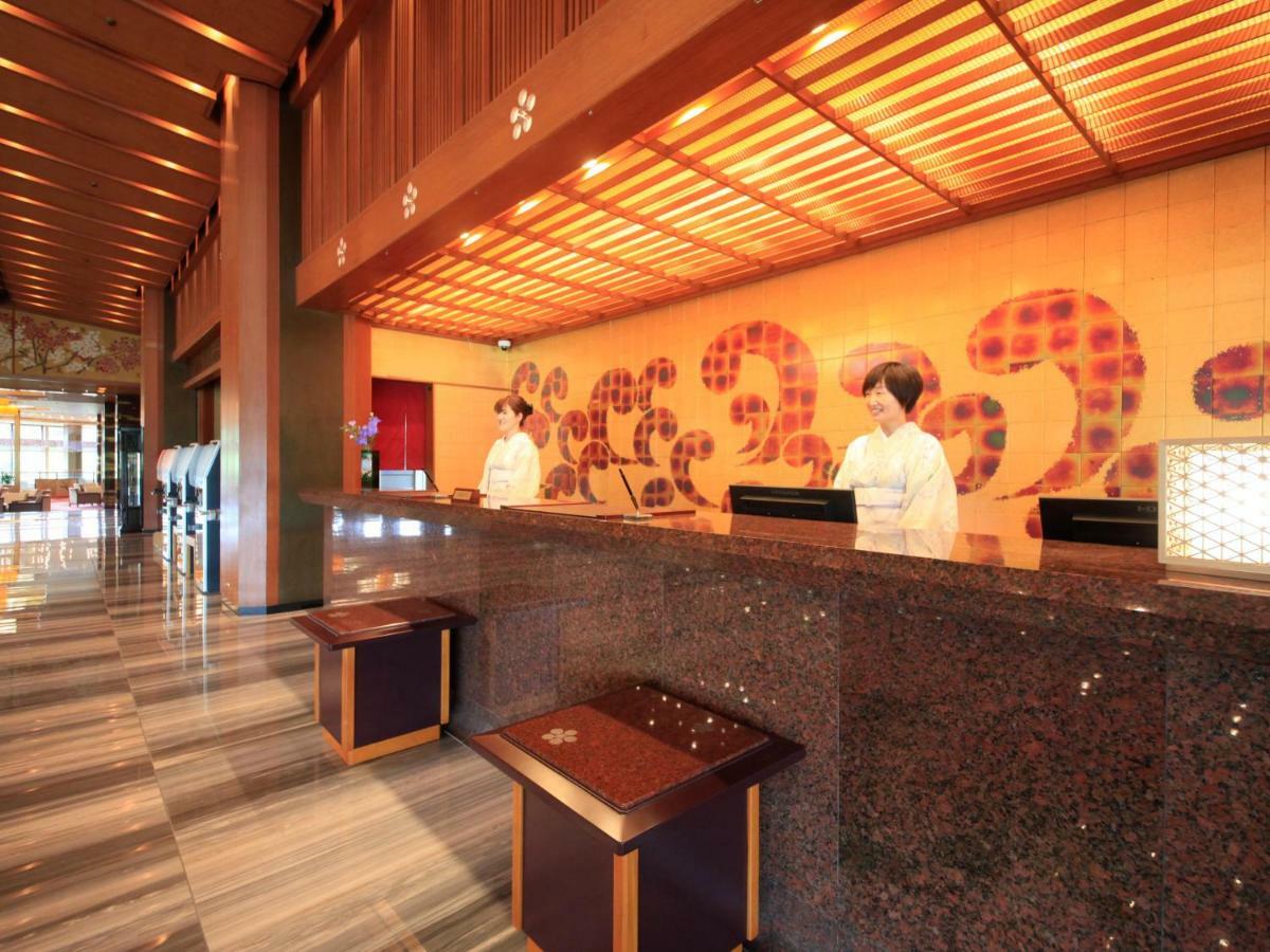 Hotel Yamashiro Onsen Miyabi No Yado Kaga Hyakumangoku Exteriér fotografie